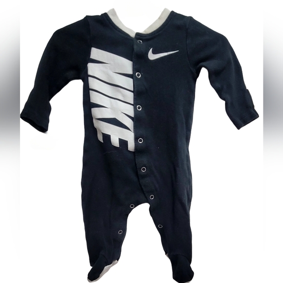 Nike Baby Boys' Graphic Logo Footed Coverall size 3 months - Picture 2 of 10